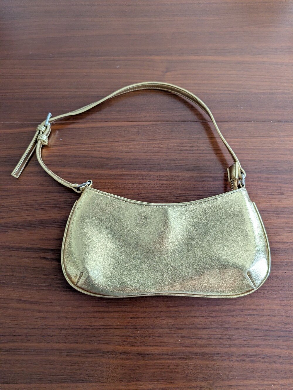 Metallic Gold Clutch Purse Pre Owned No Brand